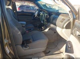 Toyota Tacoma Base V6 3TMLU4EN9BM061294 снимка
