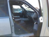 Ford Expedition El King Ranch 1FMJK1JT6GEF22749 fotografie