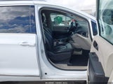 Chrysler Pacifica Touring L 2C4RC1BG6KR593077 снимка