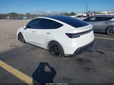 Tesla Model Y Long Range Dual Motor All-Wheel Drive/Long Range Launch Series 7SAYGDEE3TF445013 fotografie
