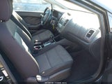 Kia Forte S 3KPFL4A74HE111223 fotografie