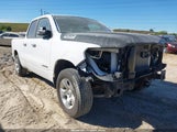 Ram  Big Horn/Lone Star Quad Cab 4X4 6'4 Box 1C6SRFBT5KN875502 fotografie