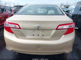 Toyota Camry Le 4T1BF1FK2CU007398 снимка
