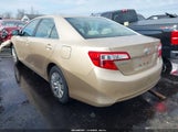 Toyota Camry Le 4T1BF1FK2CU007398 снимка