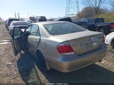 Toyota Camry Le 4T1BE32KX6U163813 photo