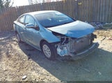 Toyota Prius Le JTDKARFU8K3088902 снимка