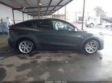 Tesla Model Y Long Range Dual Motor All-Wheel Drive 7SAYGDEEXRF985242 снимка