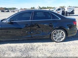 Audi A4 2.0T Ultra Premium WAULMAF46HA168536 снимка