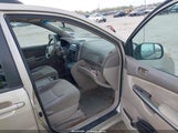 Toyota Sienna Le 5TDKK4CC6AS310622 снимка