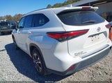 Toyota Highlander Xle 5TDGZRAH5NS104047 photo