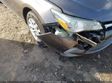 Toyota Camry Le 4T4BF1FK2FR449723 снимка