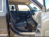 Jeep Patriot Latitude 1C4NJRFBXFD412895 снимка