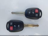 Toyota Corolla Le 2T1BURHE6HC877160 снимка
