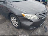 Toyota Camry Le 4T4BF3EK1BR209473 снимка