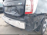 Toyota Prius Two JTDKN3DU8D5580681 fotografie