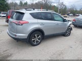 Toyota Rav4 Xle 2T3RFREV9JW801523 снимка