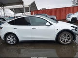 Tesla Model Y Awd/Long Range Dual Motor All-Wheel Drive 7SAYGAEE6PF744113 fotografie