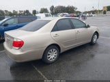 Toyota Camry Le 4T1BE32KX6U647142 снимка