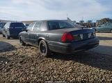 Ford Crown Victoria Police/Police Interceptor 2FAHP71V89X100322 снимка
