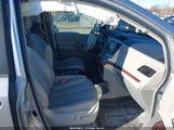 Toyota Sienna Xle V6 8 Passenger 5TDYK3DC2ES415358 photo