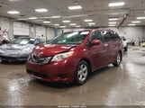 Toyota Sienna Le V6 5TDKK3DC2BS047099 снимка