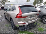 Volvo Xc60 Recharge Plug-In Hybrid T8 Ultimate Bright Theme YV4H60DA7P1362980 photo