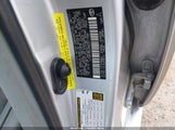 Toyota Prius Three JTDKN3DU5B0317784 fotografie