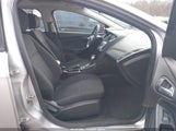 Ford Focus Sel 1FADP3H25HL201042 fotografie