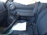 Dodge Nitro Heat 1D4PU4GK1BW563921 снимка