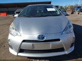 Toyota Prius C Two JTDKDTB31E1565607 снимка