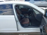 Volkswagen Passat 2.0T Limited Edition 1VWBA7A38NC006414 photo