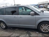 Dodge Grand Caravan Sxt 2C4RDGCGXJR267800 снимка