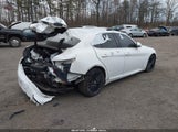 Alfa Romeo Giulia Ti Lusso Awd ZARFAEEN7J7578443 fotografie