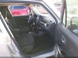 Jeep Renegade Latitude ZACCJABT6FPC20723 снимка