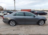 Volkswagen Passat 1.8T Se 1VWGT7A3XHC049592 photo