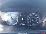 Hyundai Sonata Hybrid Limited KMHE34L15GA031706 photo