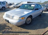Ford Crown Victoria Standard 2FAFP73W03X182860 снимка