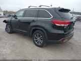 Toyota Highlander Xle 5TDJZRFHXHS377391 снимка