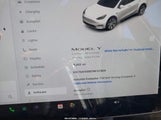 Tesla Model Y Long Range Dual Motor All-Wheel Drive 7SAYGDEE1NF321826 снимка