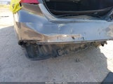 Toyota Camry Le 4T1B11HK1JU507738 photo