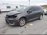 Chrysler Pacifica Touring L Plus 2C4RC1EG4JR121759 снимка