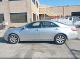 Toyota Camry Hybrid JTNBB46K273027384 fotografie