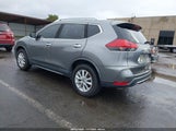 Nissan Rogue Sv KNMAT2MV6HP585389 снимка