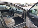 Toyota Camry Le 4T4BF1FKXDR309870 снимка
