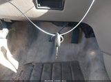 Chevrolet Classic 1G1ND52F14M612207 снимка