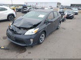 Toyota Prius Three JTDKN3DU2D1650862 снимка