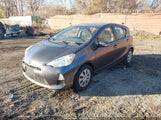 Toyota Prius C Three JTDKDTB34C1002340 снимка