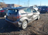 Toyota Prius C Three JTDKDTB34C1002340 снимка