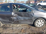 Toyota Prius C Three JTDKDTB34C1002340 снимка