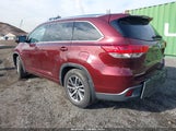 Toyota Highlander Xle 5TDJZRFH1JS894990 снимка